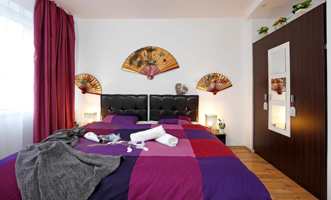 Apartment Very Close To Old *