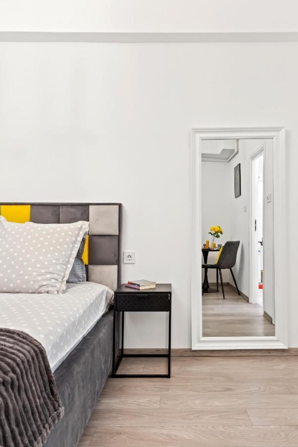 Apartamento Brand New - Old Town Bucareste