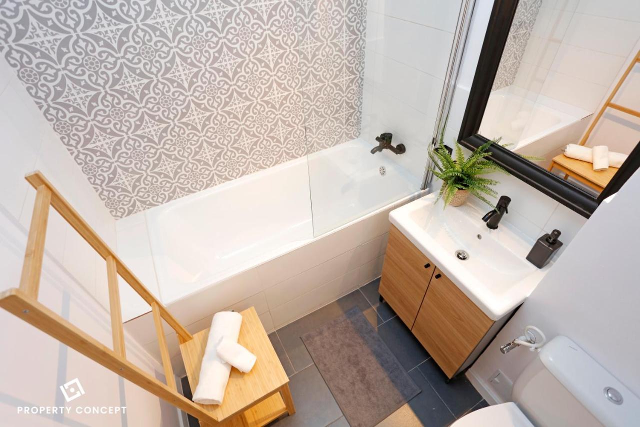 Chic Scandinavian Style Studio Apartment