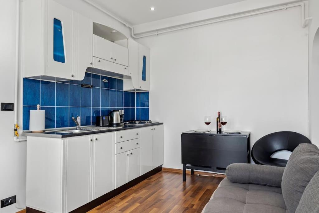 Bamboo Ultra Apartment
