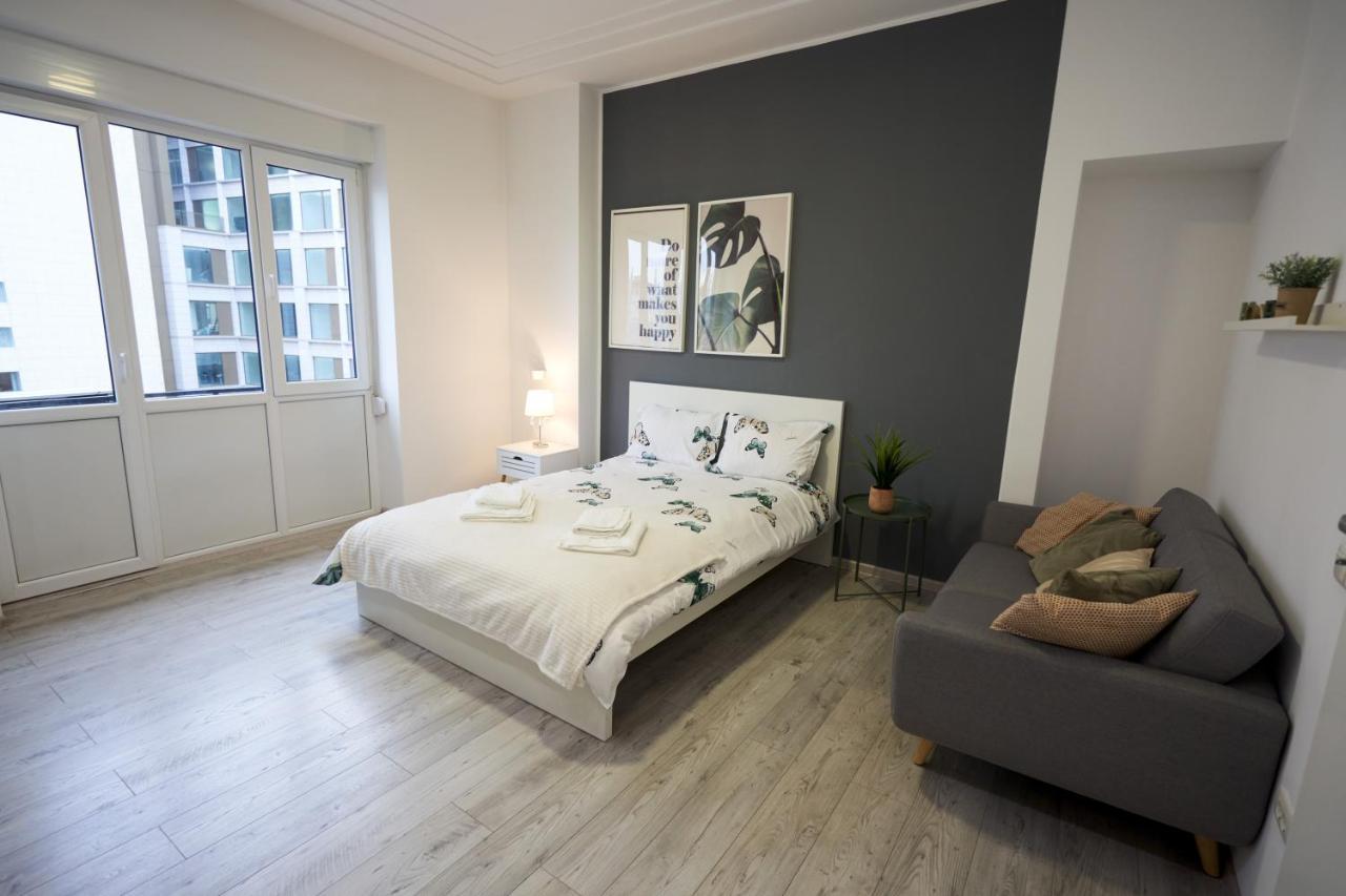 Modern In The Heart Of *