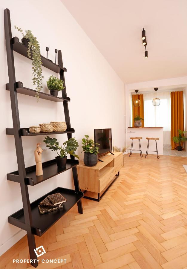 Chic Scandinavian Style Studio * Bucareste