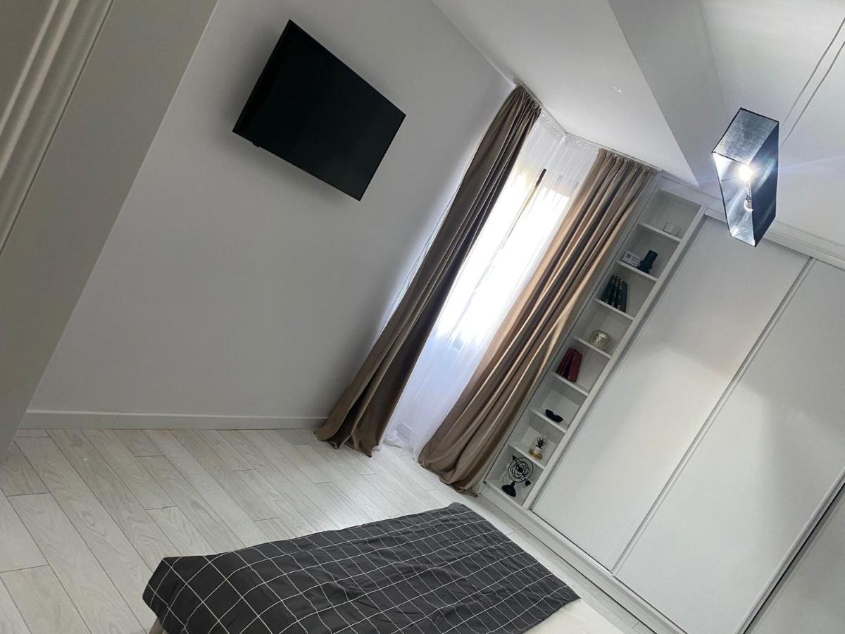 Ultracentral Calea Victoriei Apartamento *