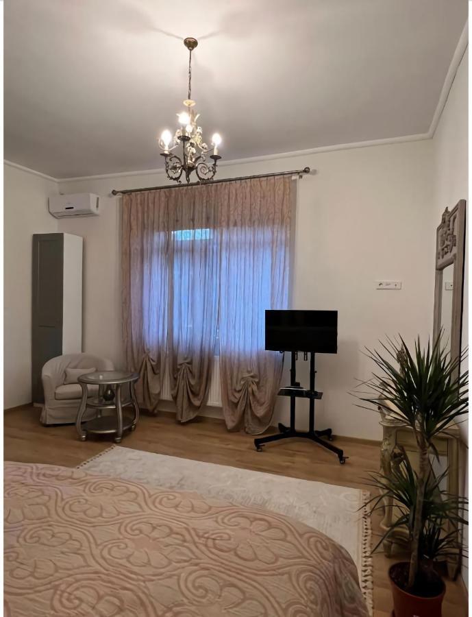 C-entral Boutique * Bucureşti