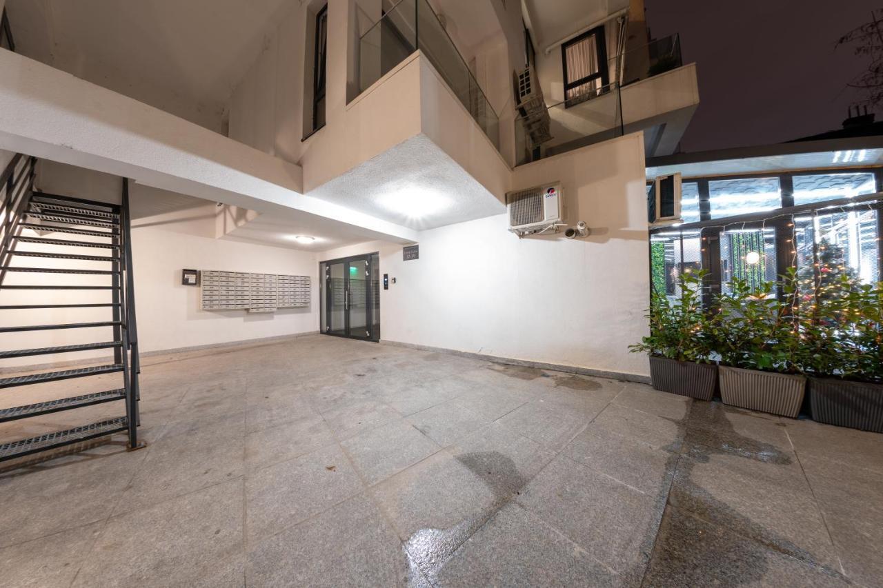 Terrace With Parking Garage *