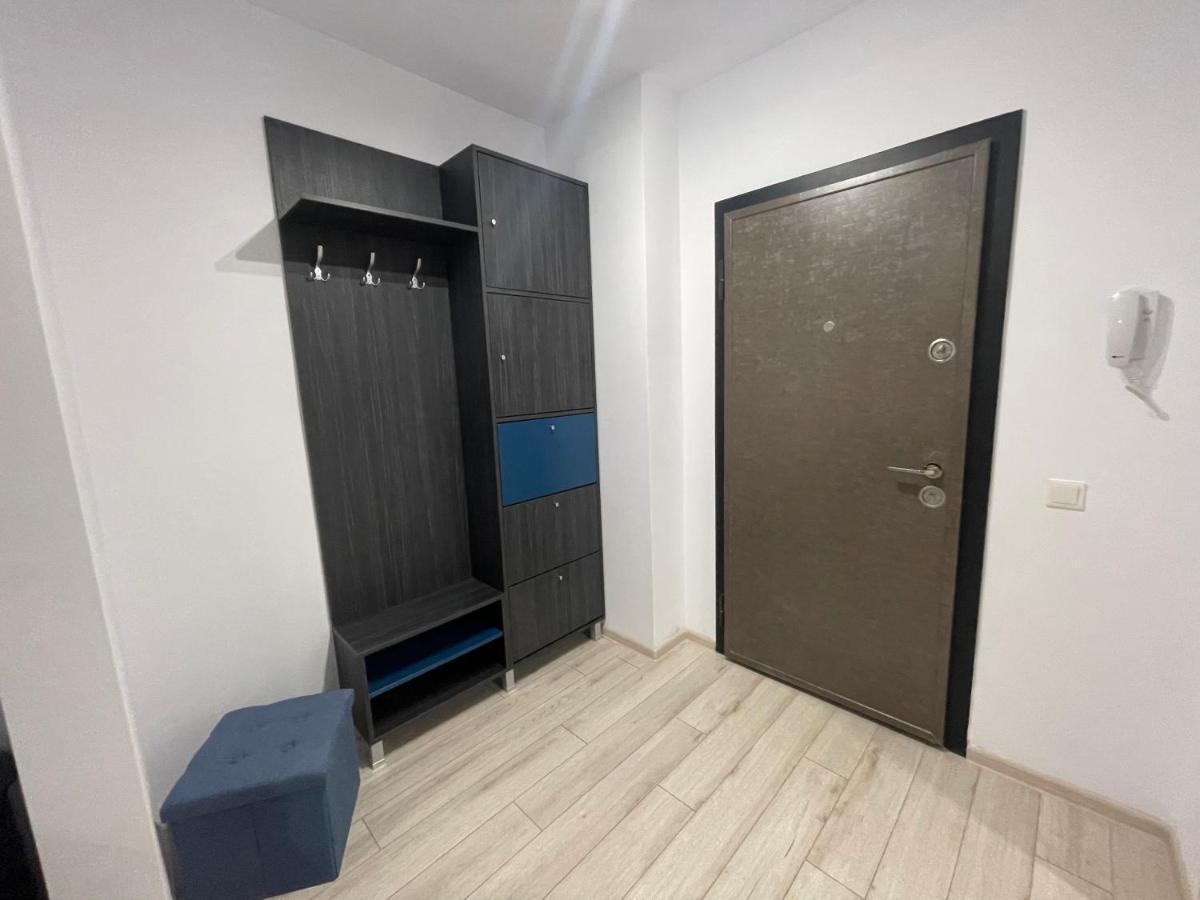 Moghioros Park Dum4 * Bucharest