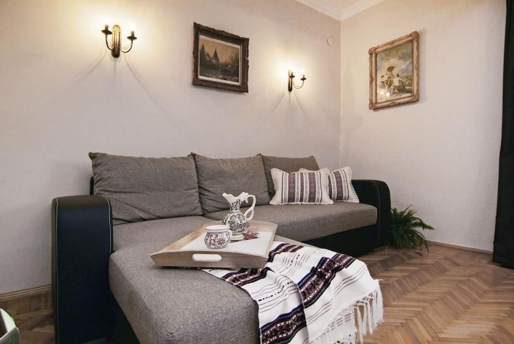 Apartment Istoric Center - Romanian Quiet Bucharest