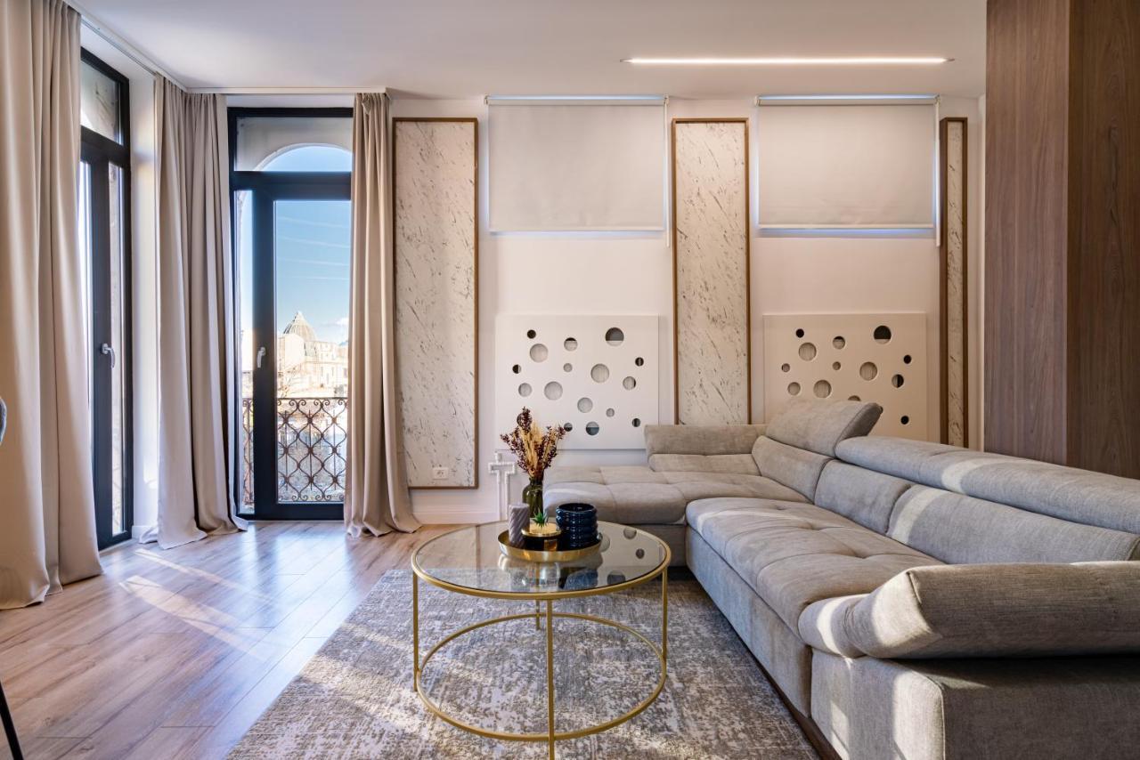 Apartment Golden View - Breathtaking Location In *