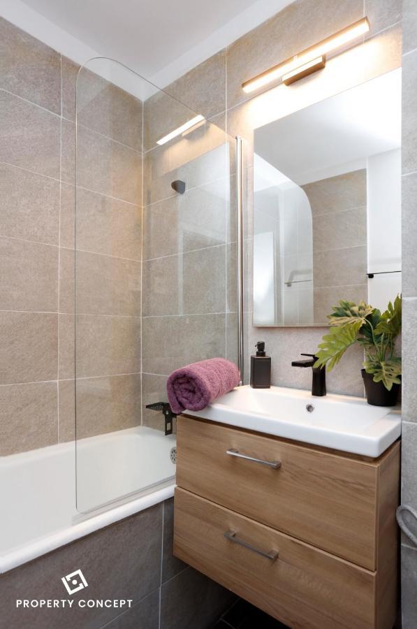 Apartment Bright & Relaxing Bucharest