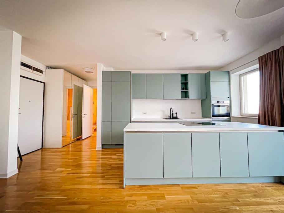Apartment Luxury In Luxuria *