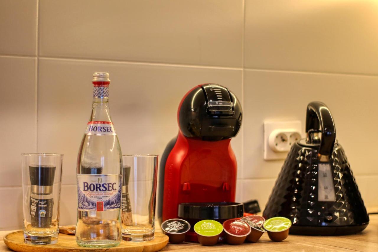 Relaxation Station: Cozy With Smart Features Near Ior Park Apartment Bucharest