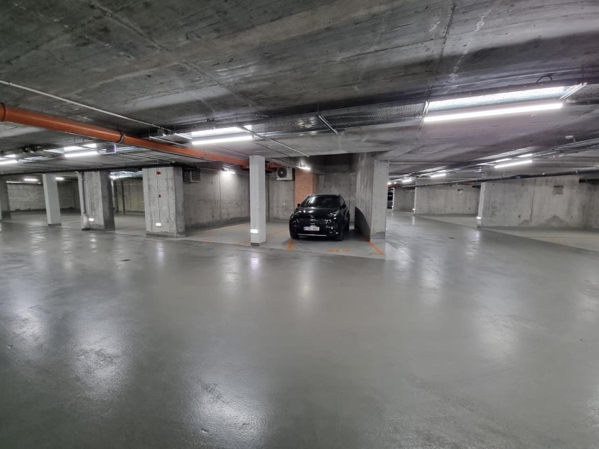 Creative & Luxury New Of Apartment Bucharest