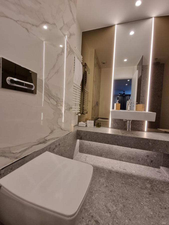 Creative & Luxury New Of Apartment Bucharest