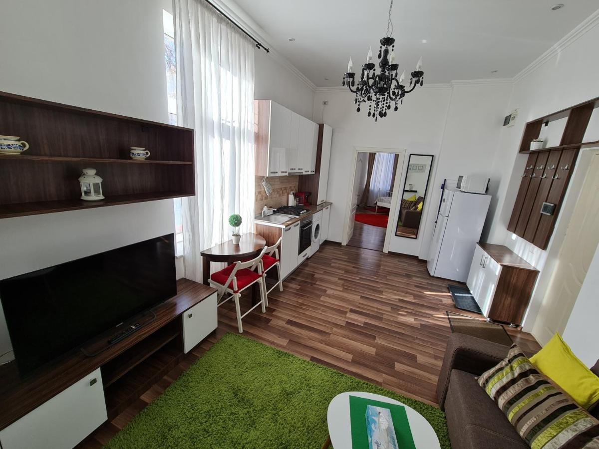 Downtown - Cal1 * Bucharest