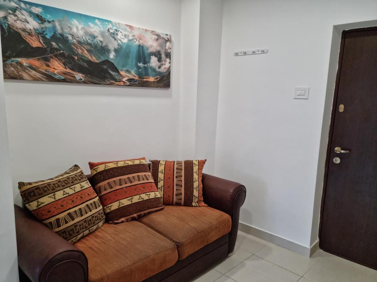 Apartment Timpuri Noi Studio Bucharest