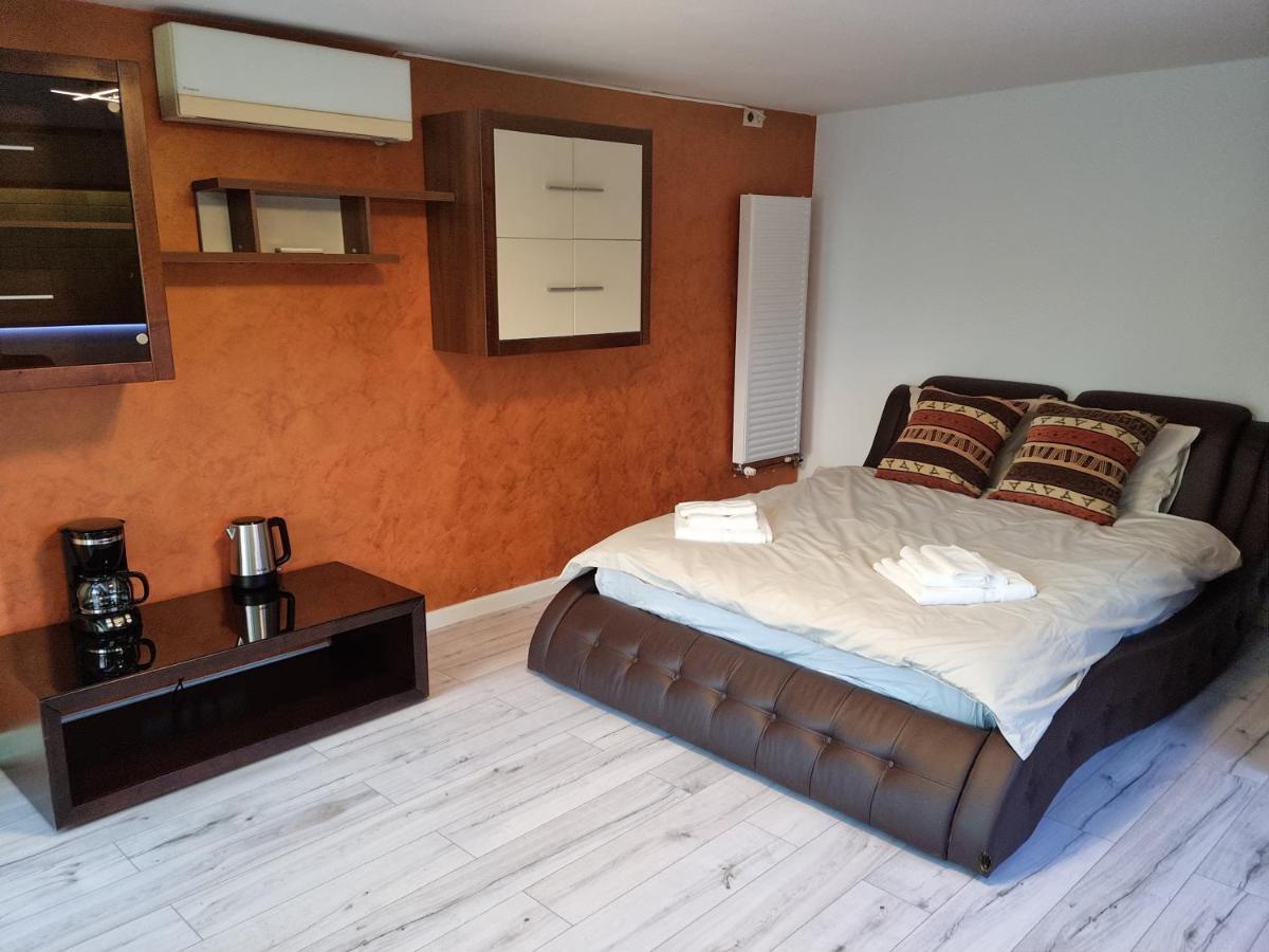 Nerva Traian Studio Apartment