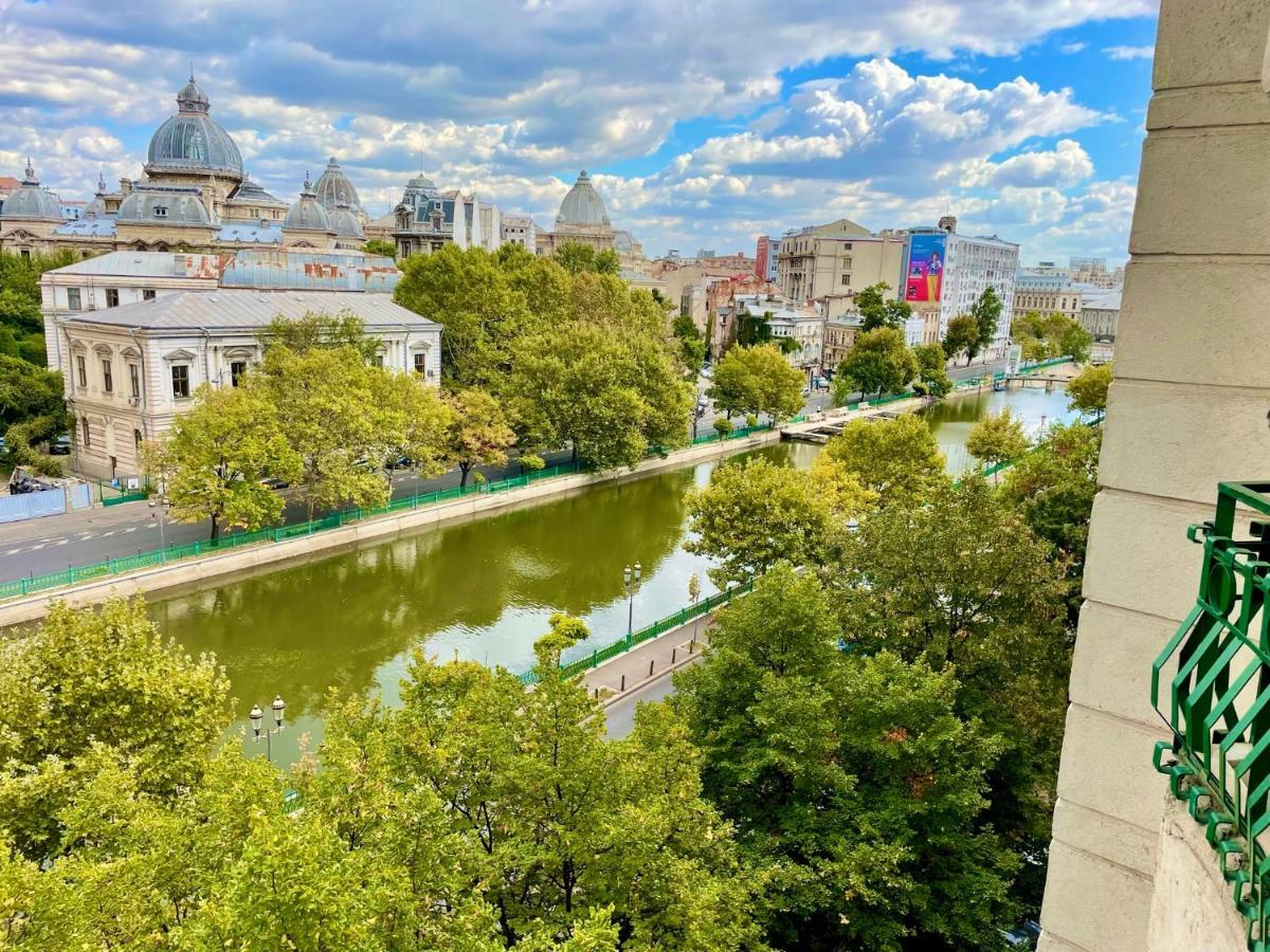 Old Center River View-4br-parliament-metro-park Apartment