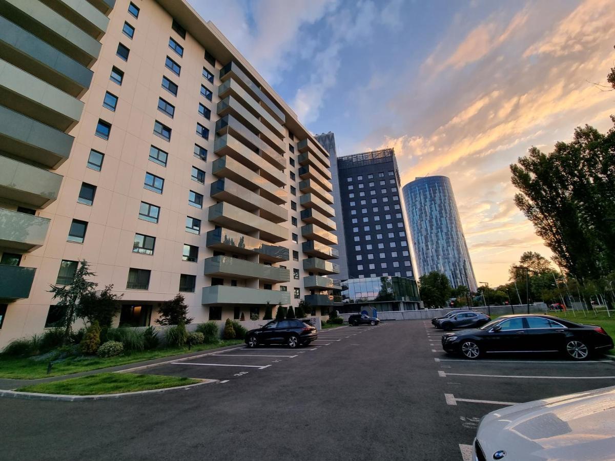 Business District Of Apartamento Bucareste