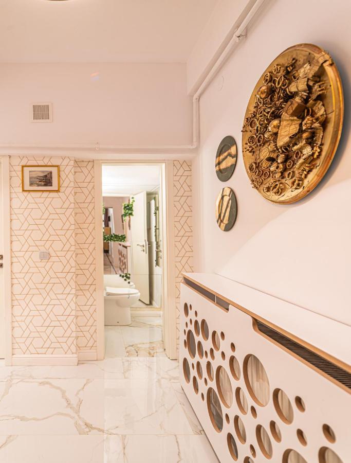 The Artist - Ultracentral Designer Apartment *