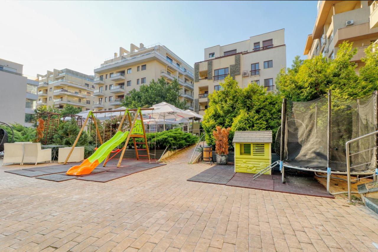 Apartament Luxurious 3 Bedroom In Herastrau *