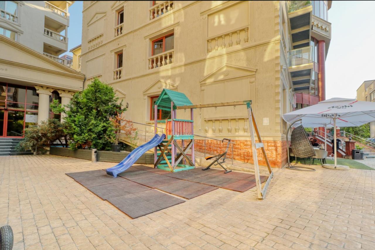 Luxurious 3 Bedroom In Herastrau Apartament Bucureşti