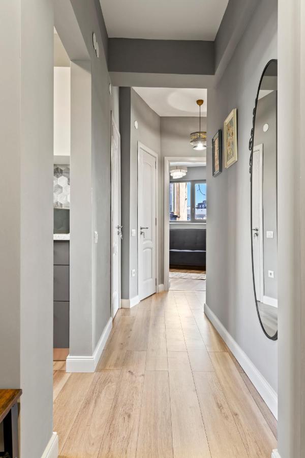 Contemporan By Art * Bucharest