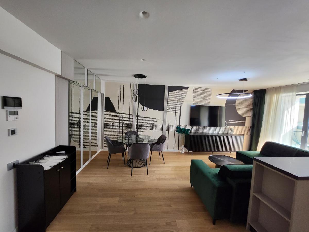 Creative & Luxury New Of Apartment Bucharest
