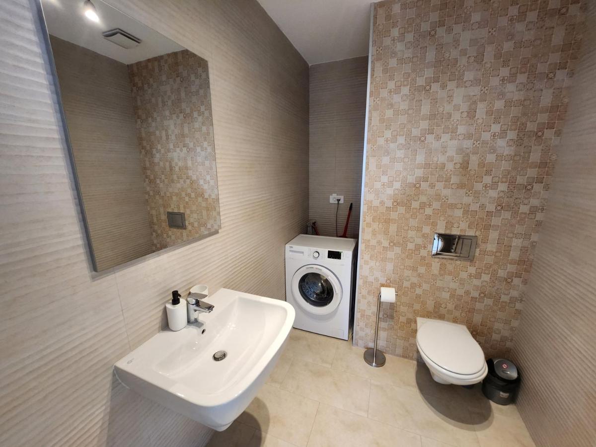 Apartment Business And Family Luxury In Floreasca On *