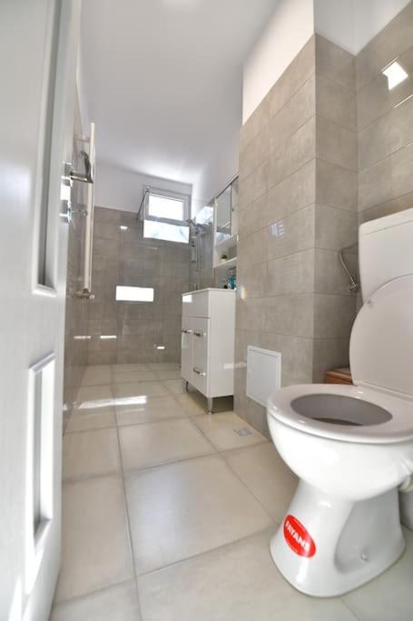 Luxury / M Romancierilor Apartment Bucharest