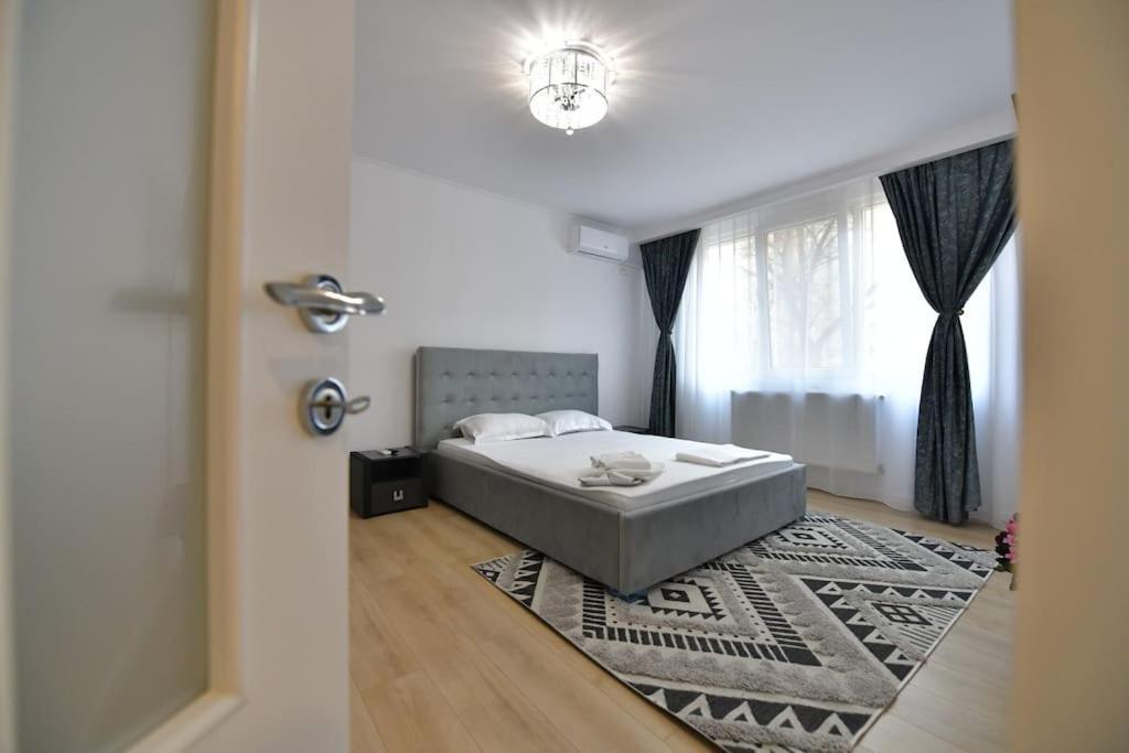Apartment Luxury / M Romancierilor *
