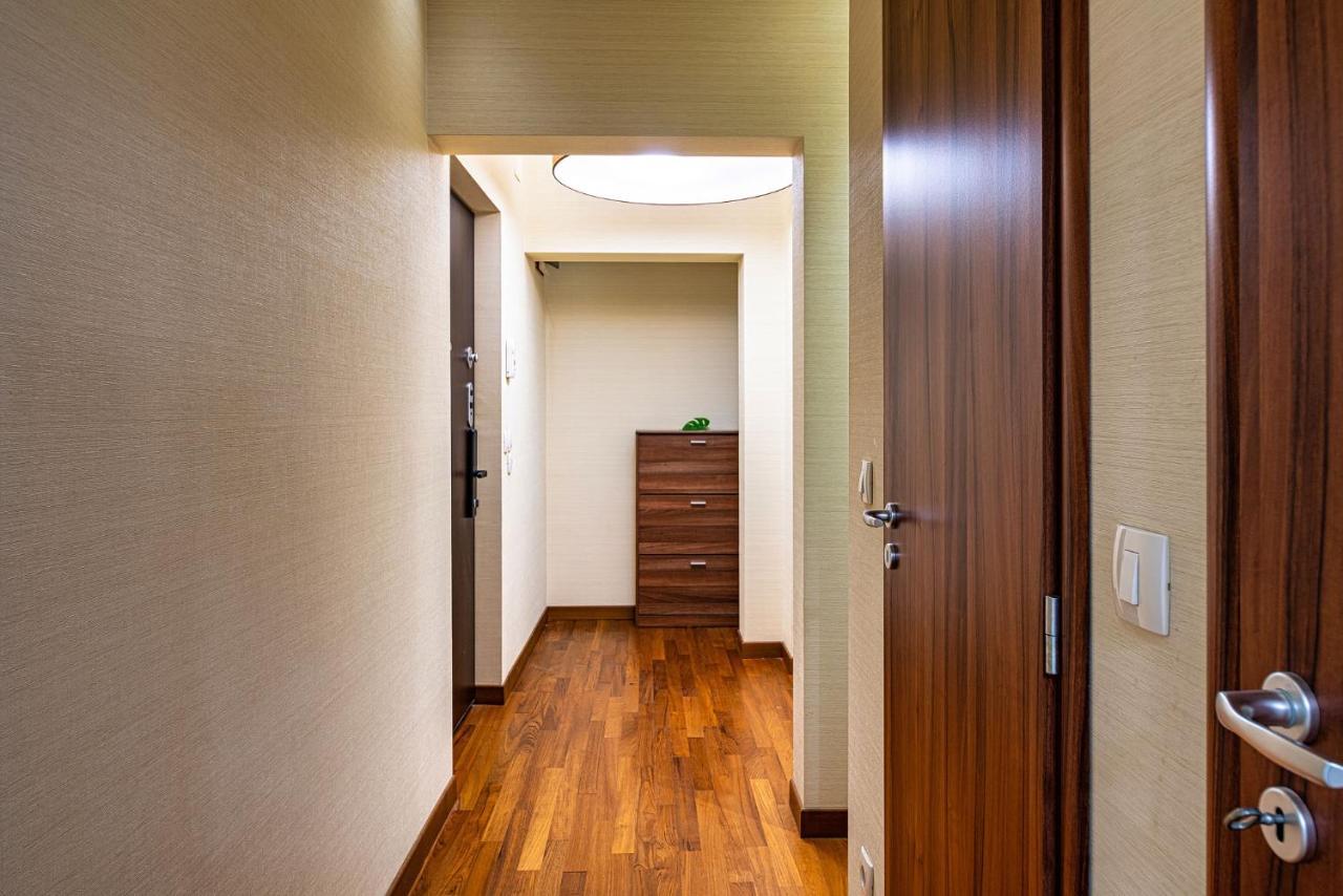Victoria Secret - Central With View Apartment