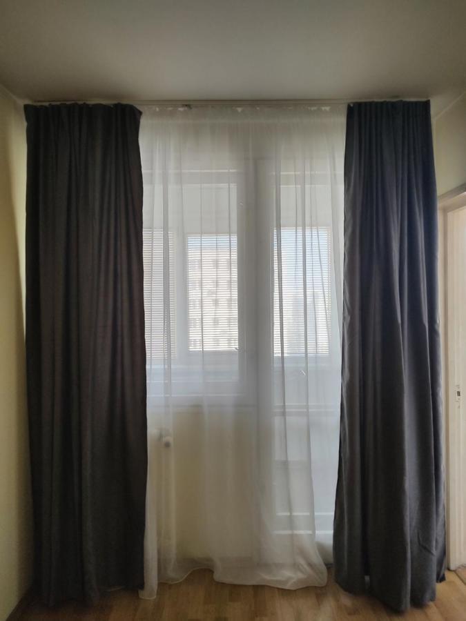 Apartment Bedroom In The Centre Nearby Metro Station *