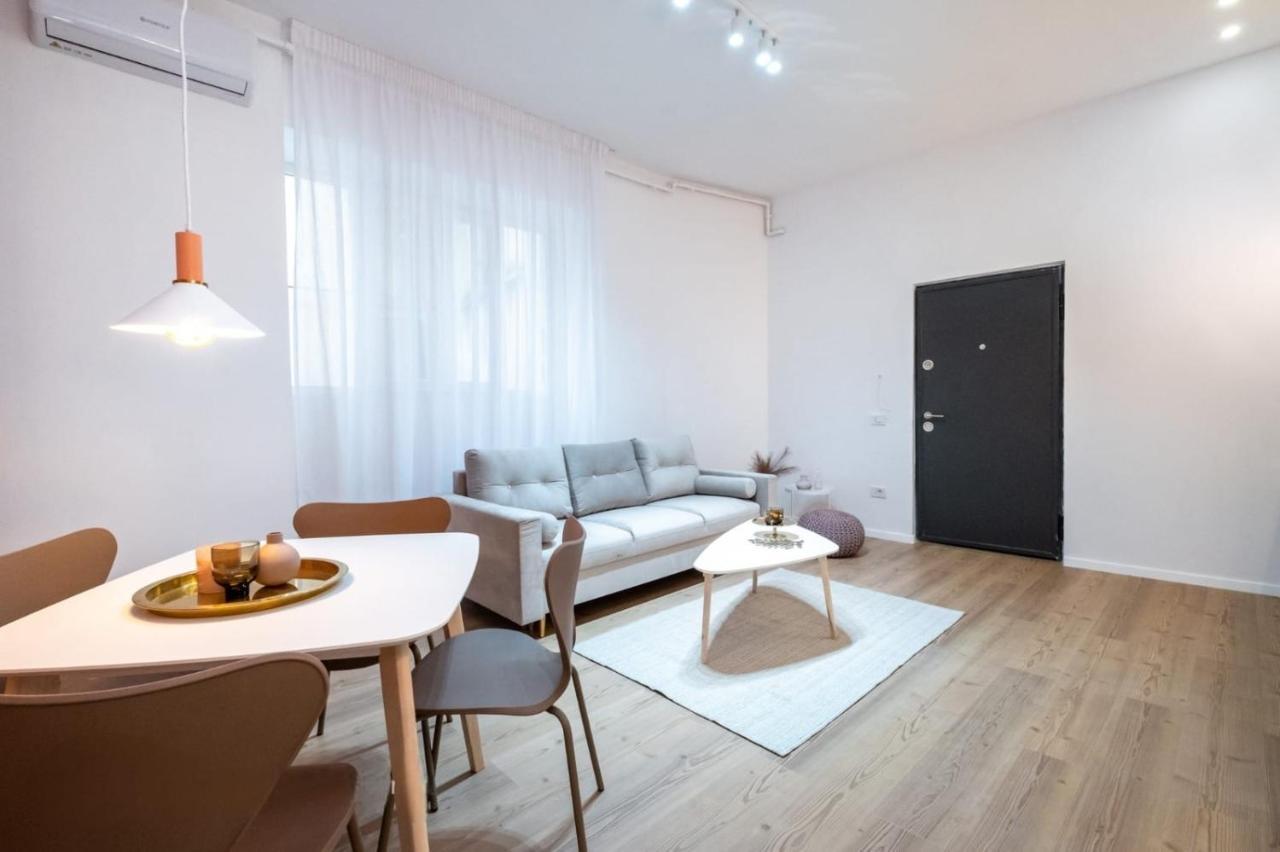 Gorgeous Old Town Apartamento