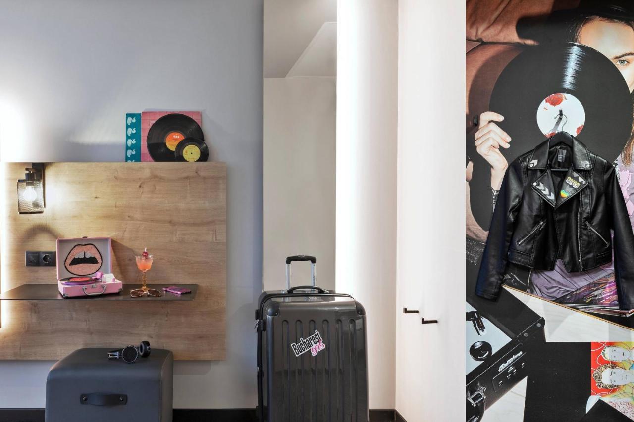 Hotel Moxy Old Town Bucharest