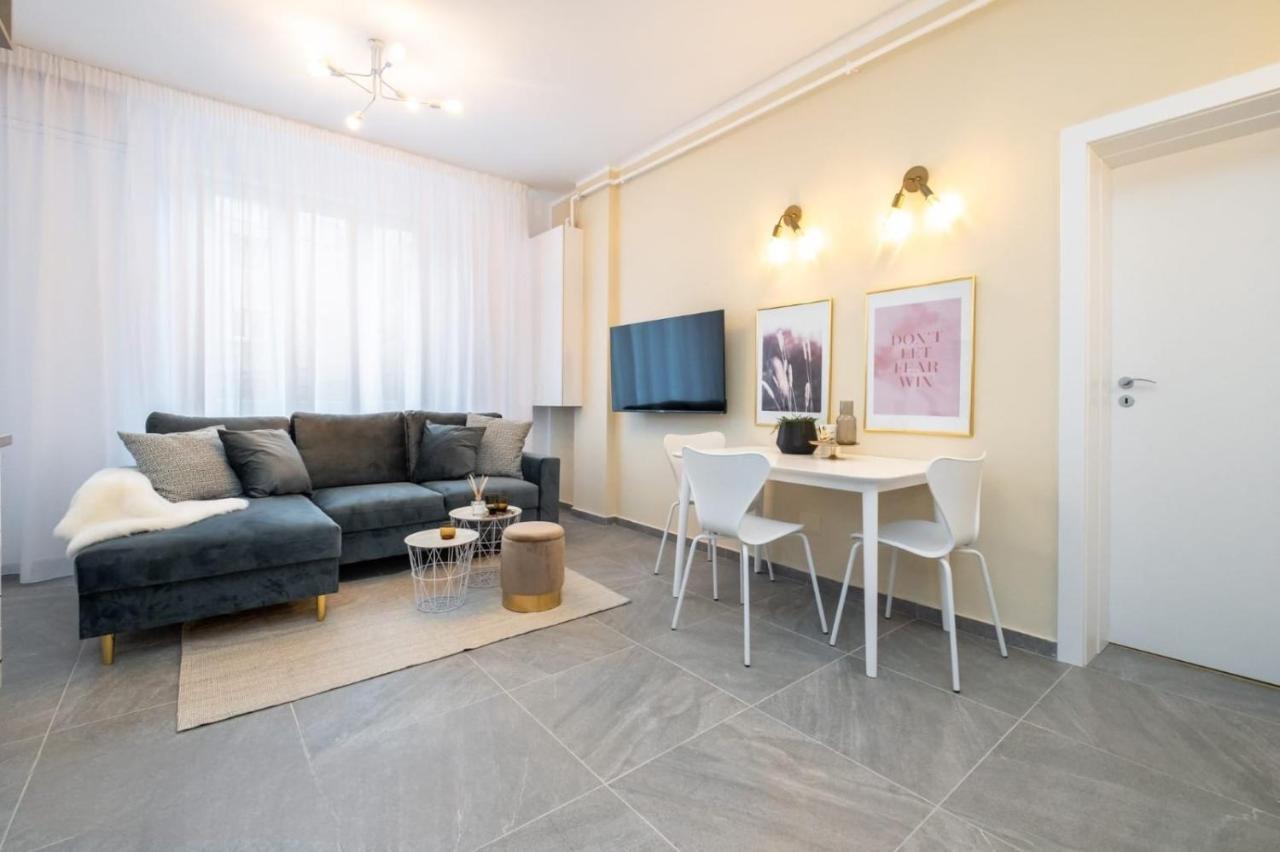 Apartment Cozy Cheerful In Center *