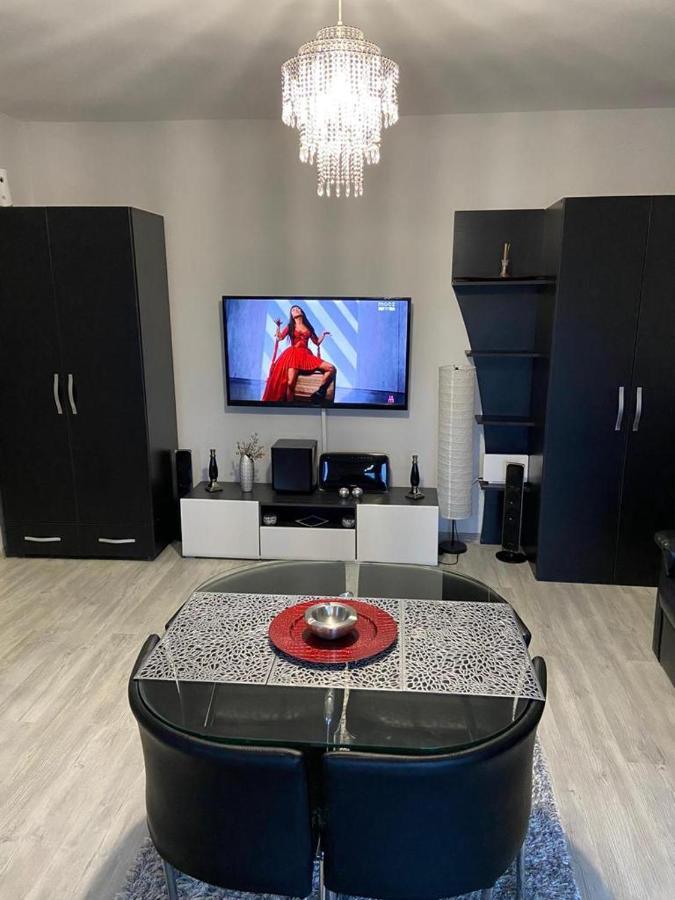 Apartament Dominic Studio Bucureşti