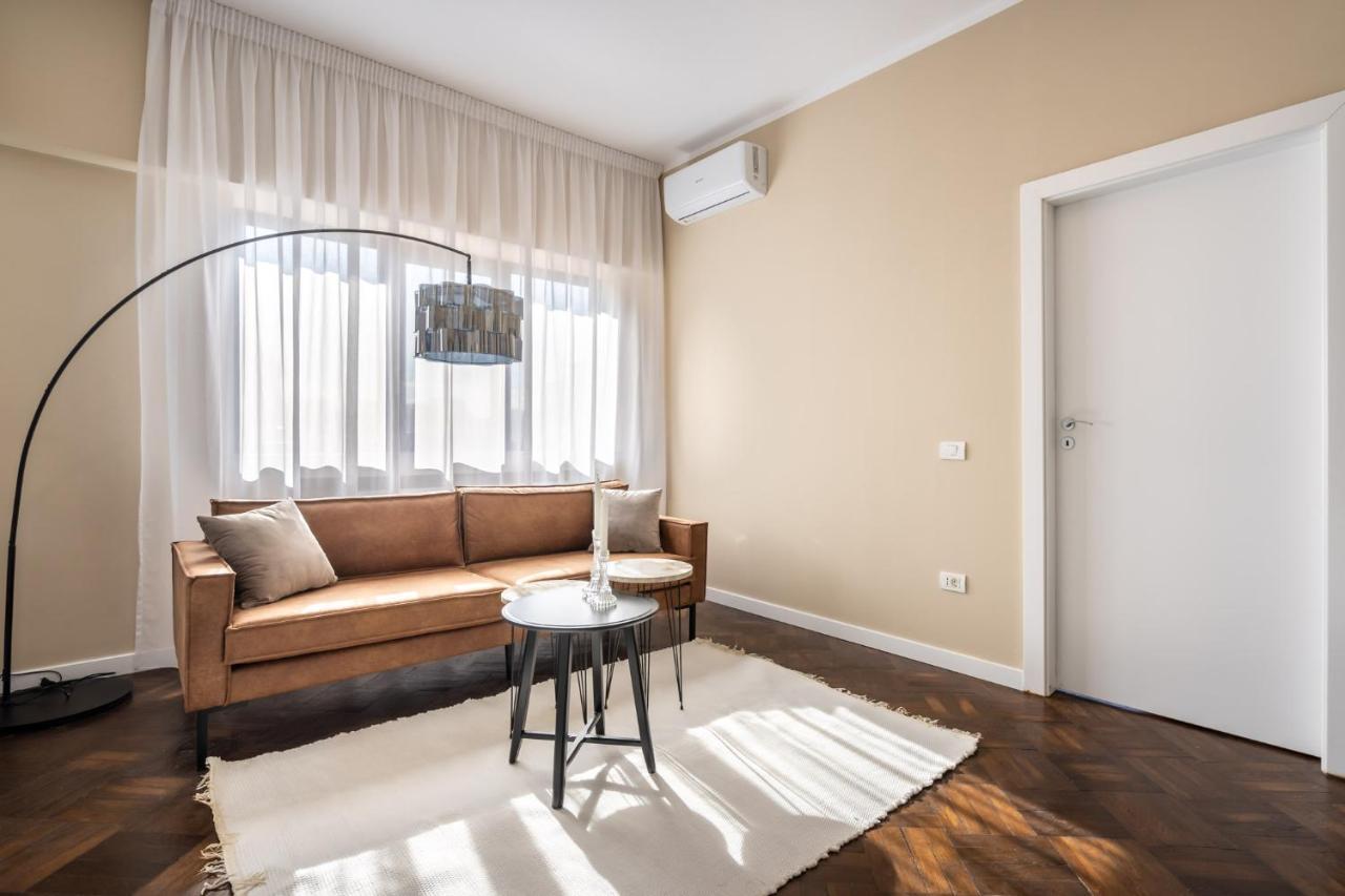 Elegant Two Bedrooms *