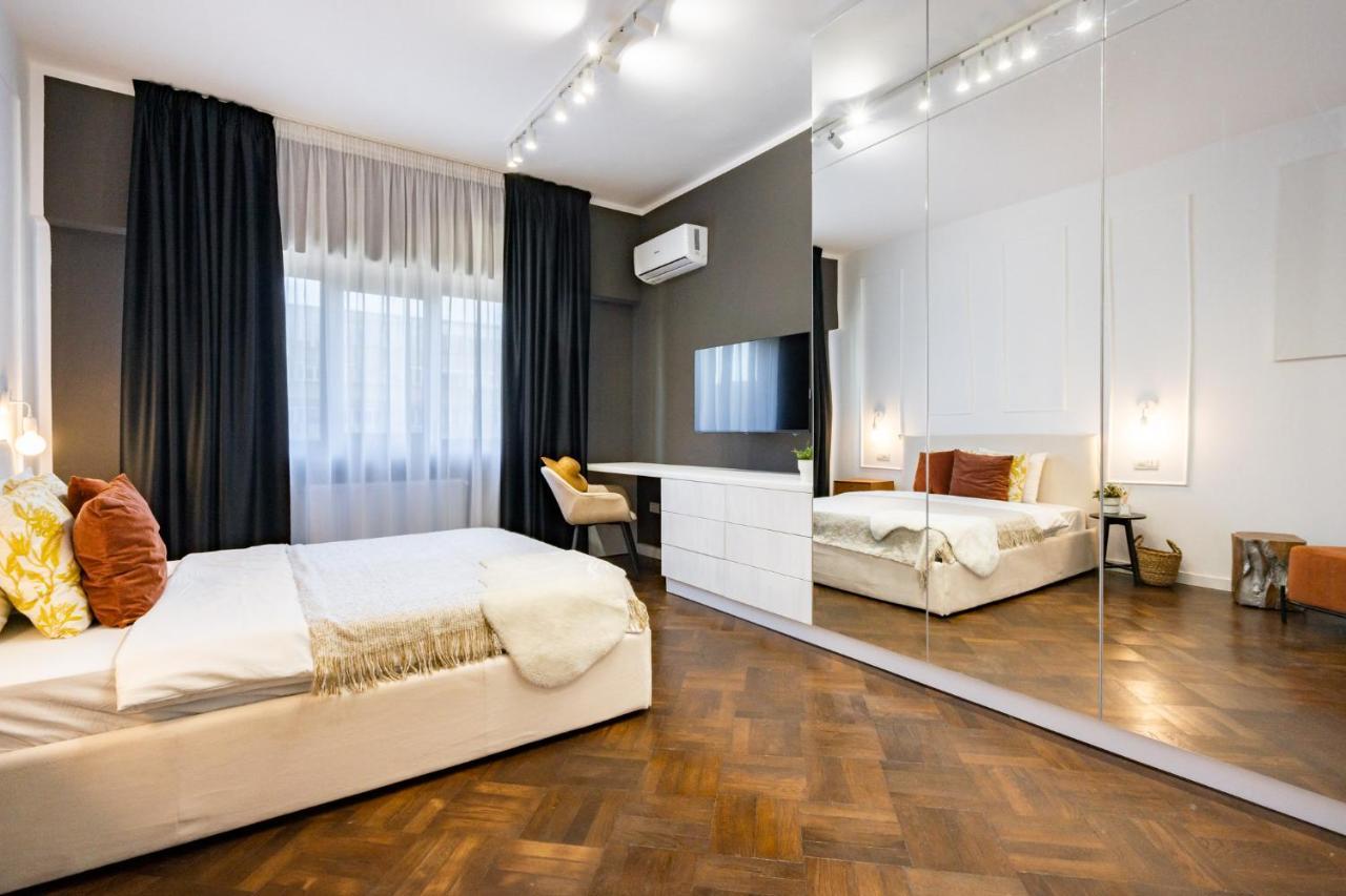 Apartment Elegant Two Bedrooms *