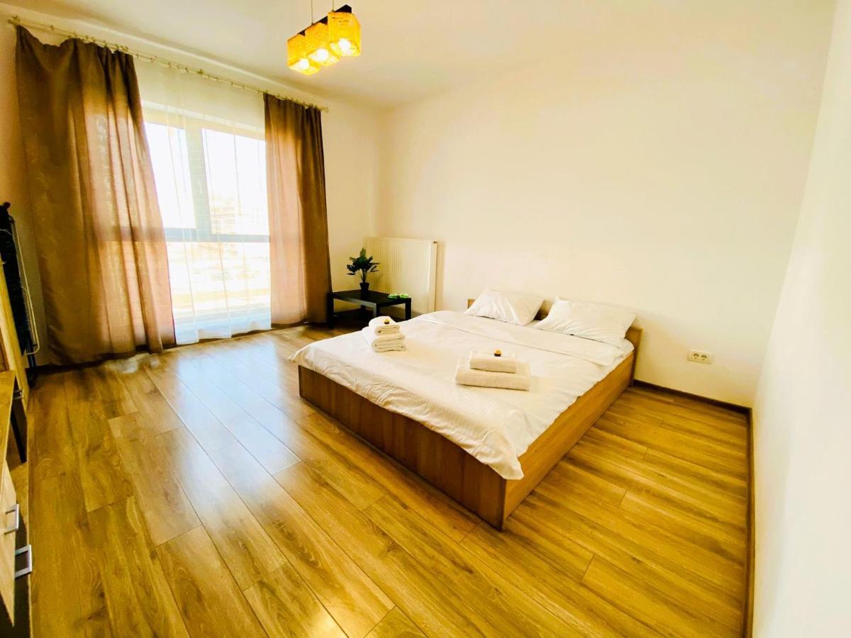 Apartament Plaza *