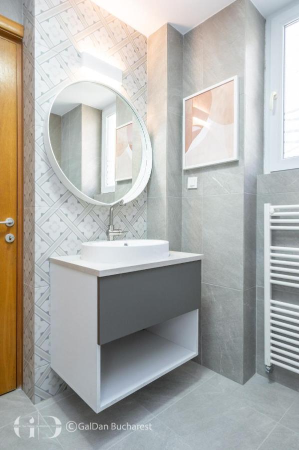 Apartment Old Town Bucharest, Lovely 2 Bedrooms Bucharest