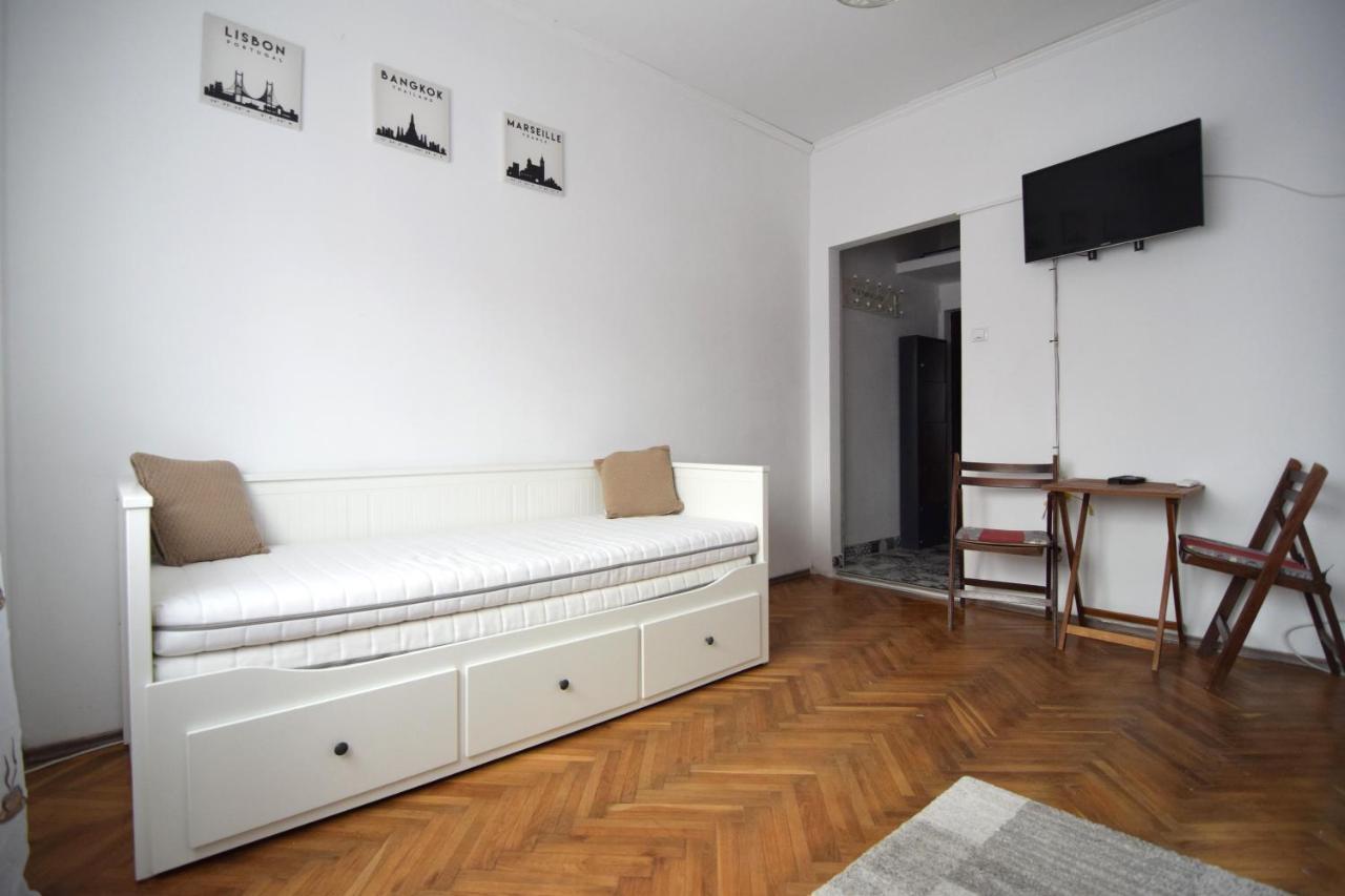 Resedinta Kogalniceanu * Bucharest