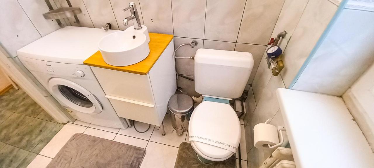 Cozy And Convenient 1br Near Bucharest's Best Attractions Apartamento
