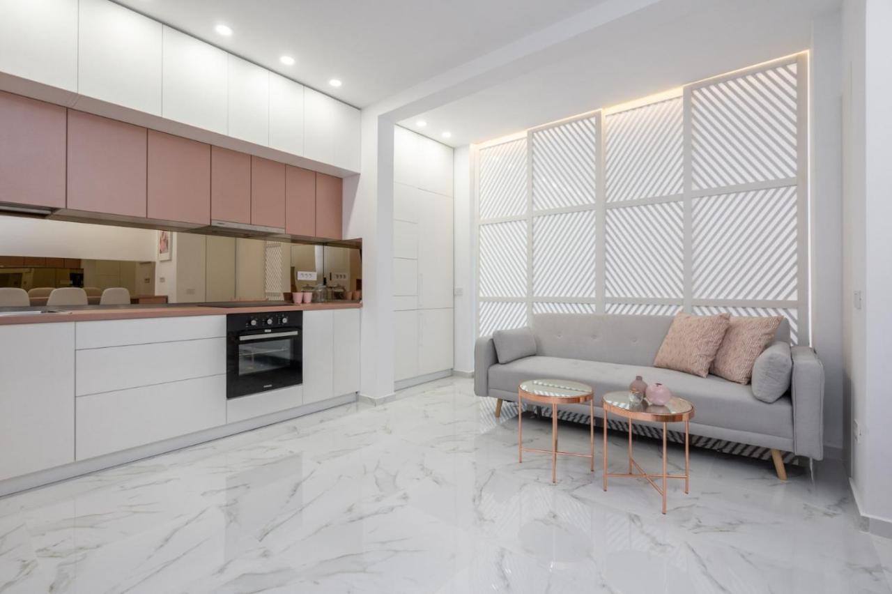 Fantastic City Center Apartamento Bucareste