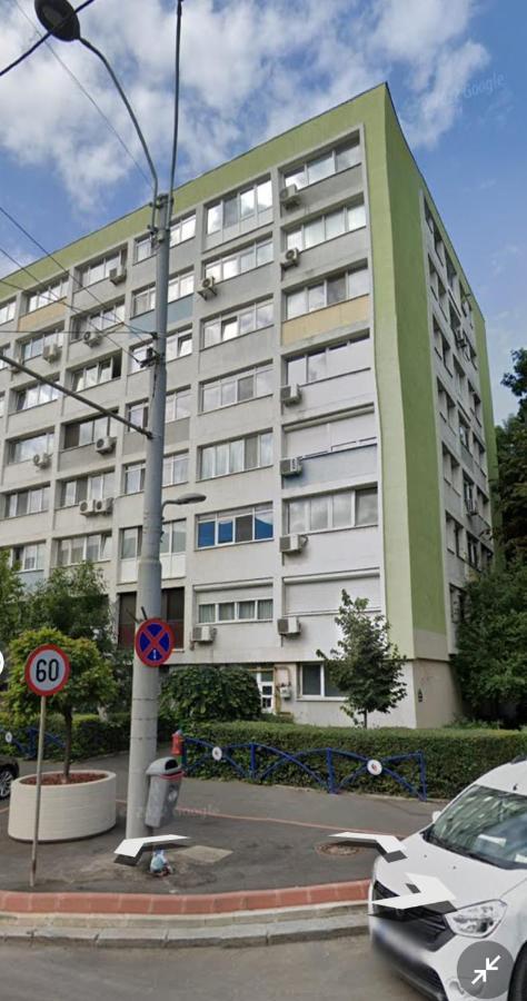 Apartment Bright House Cantemir *
