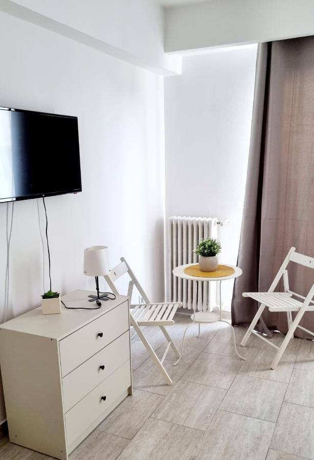 Apartment Exer Iii