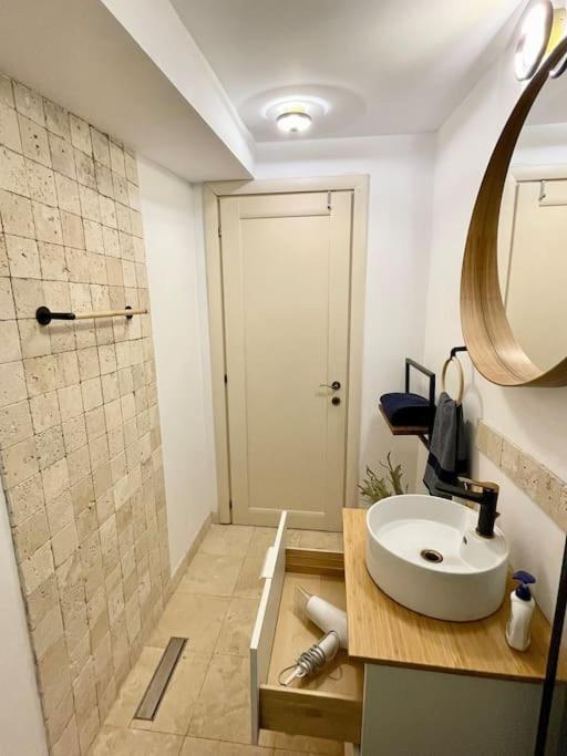 Casa In Inima Capitalei Vilă
