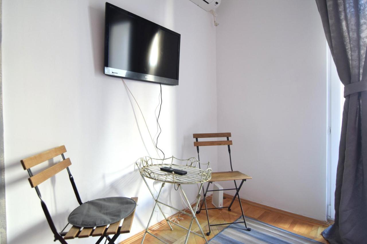 Old Town Apartment
