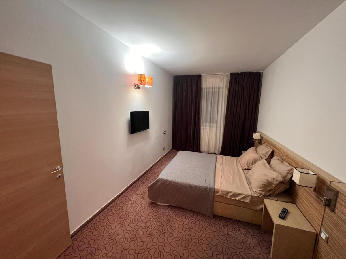 Rin Grand Vitan Bucureşti