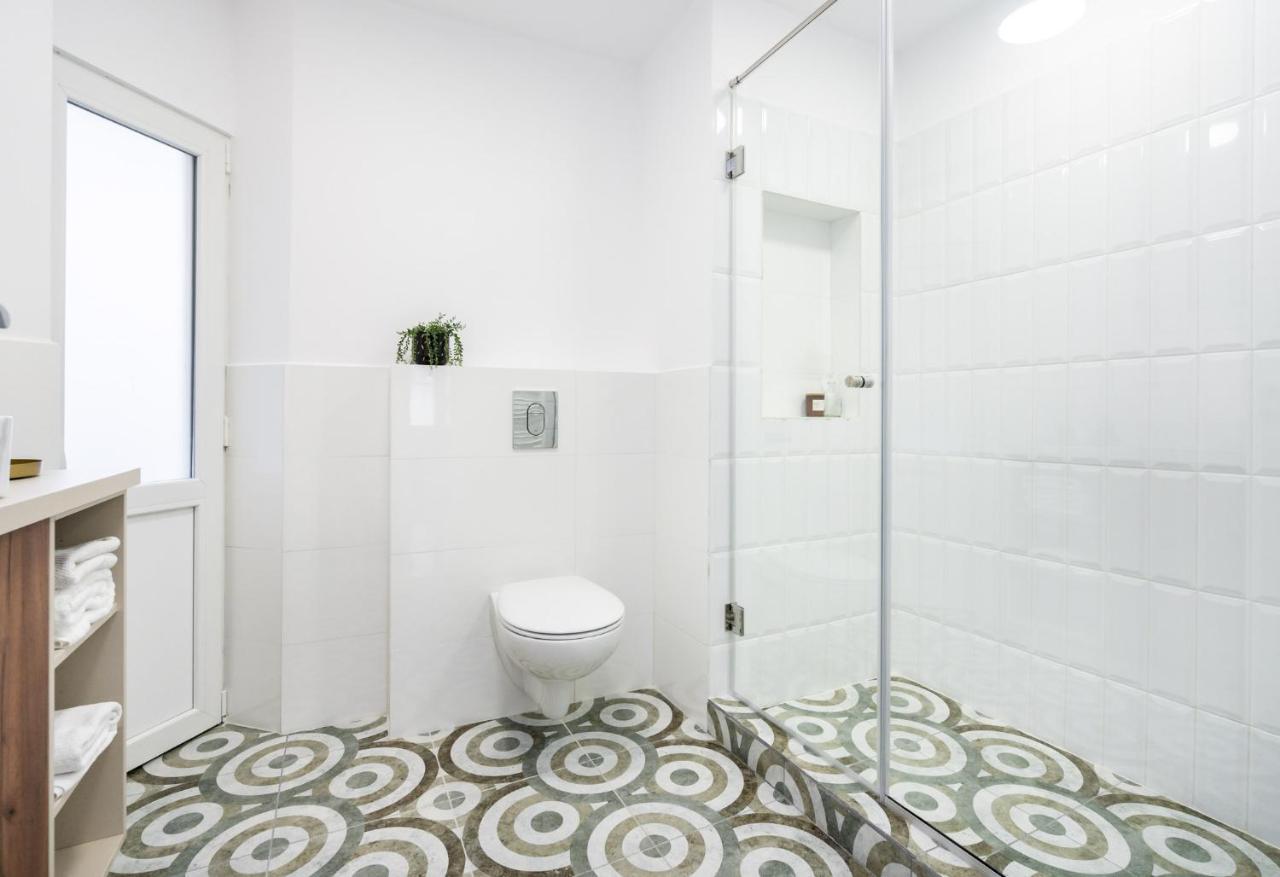 Old Town Bucharest, Luxury 2 Bedrooms * Bucureşti