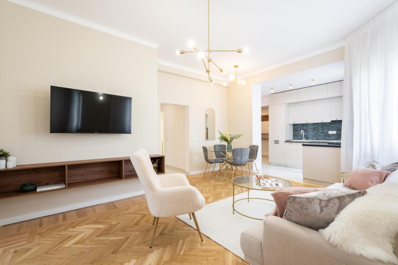 Apartament Old Town Bucharest, Luxury 2 Bedrooms *